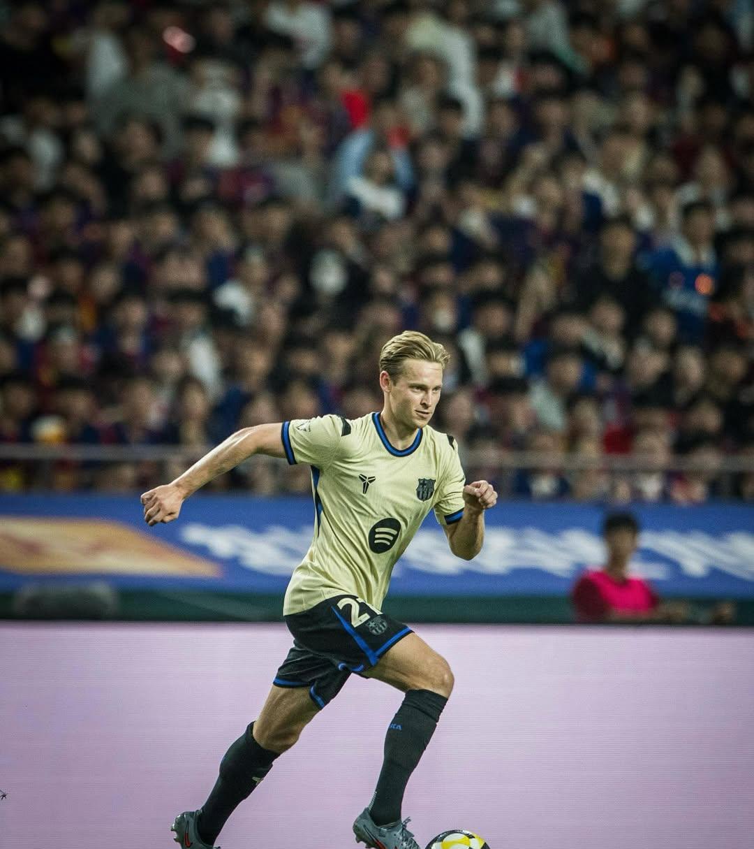 包含足总杯赛前再迎强敌，里昂刷新队史纪录，主帅态度：话题不断，数据趋势出现新变化的词条